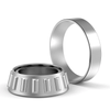 32015 X SKF - Kegelrollenlager Satz with white background